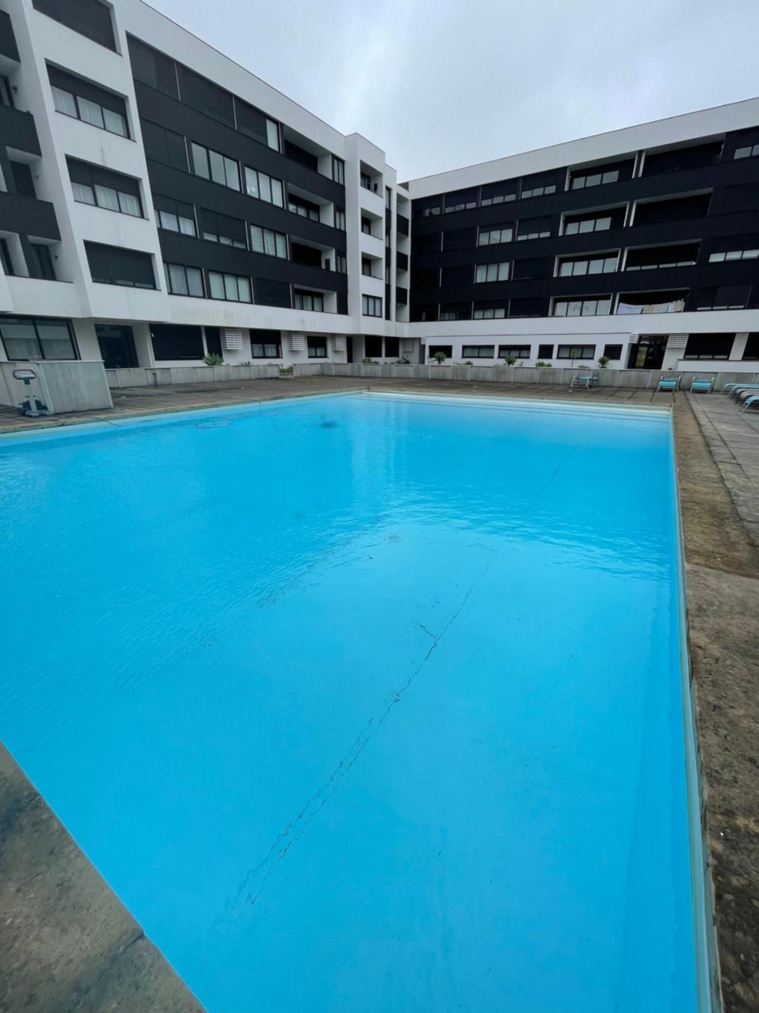 Neat Apartment ปอนตาเดลกาดา ภายนอก รูปภาพ